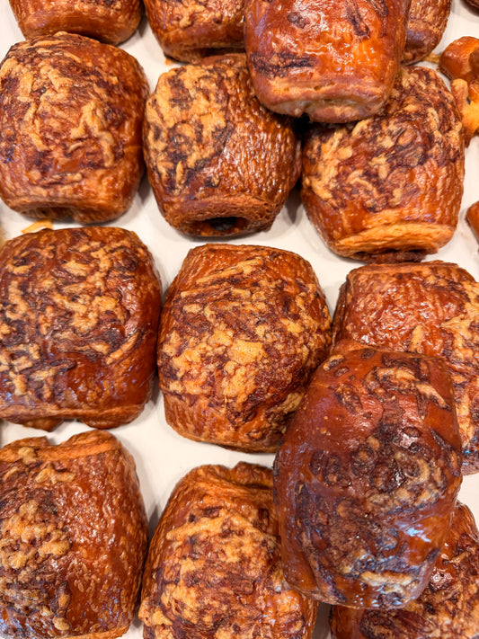 Harissa Feta Croissant