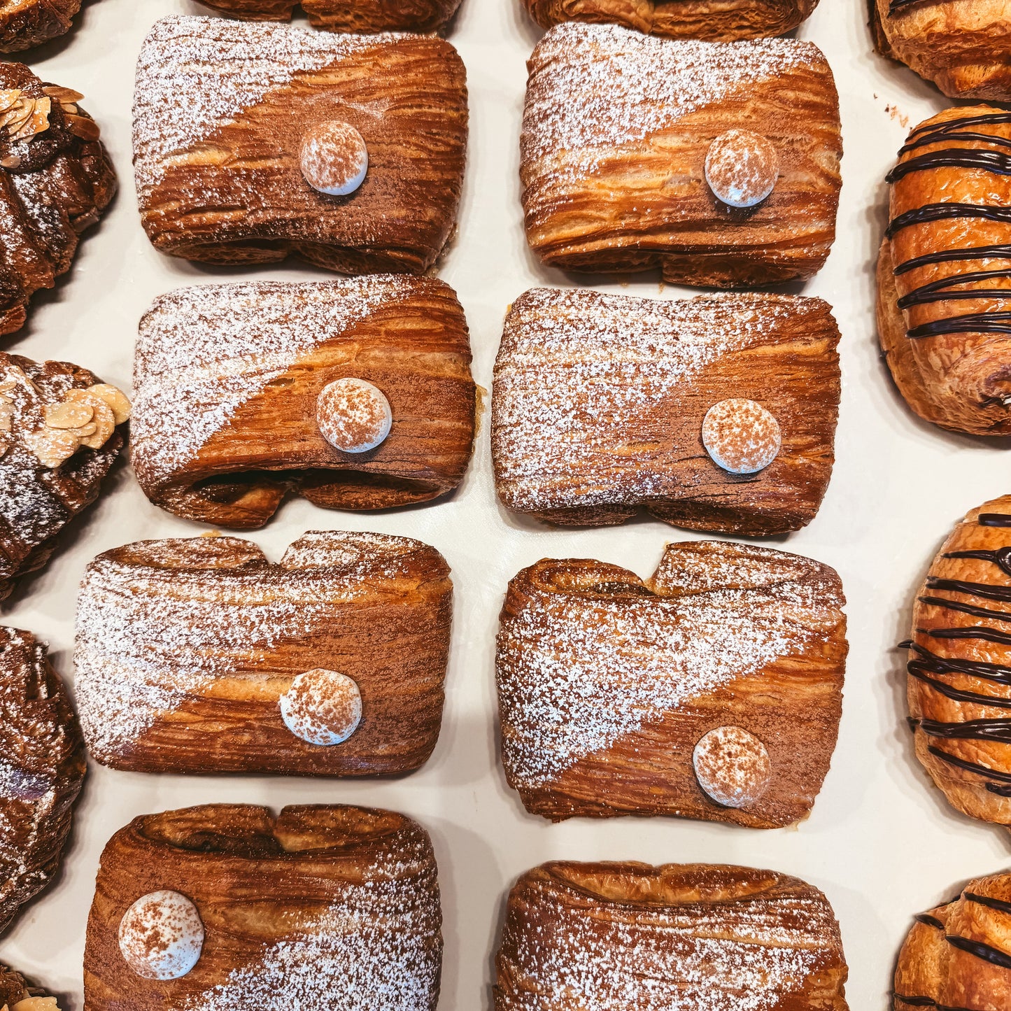 Tiramisu Croissant
