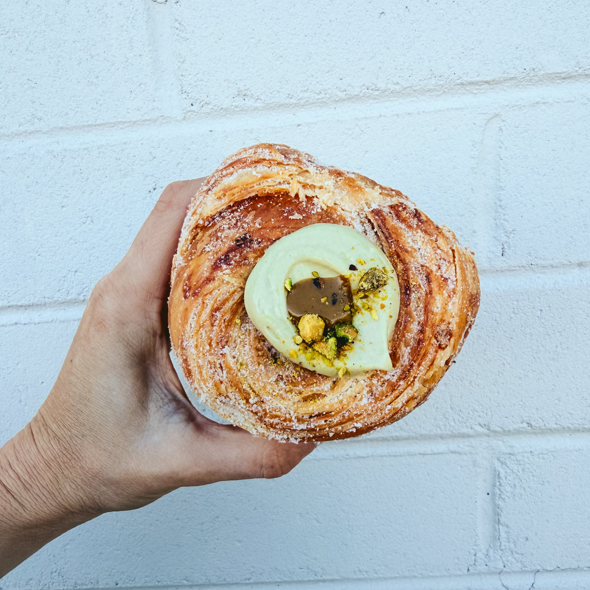 Cruffin - Pistachio Praline